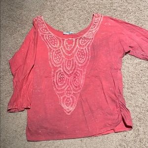 3/4 length sleeve pink detailed shirt